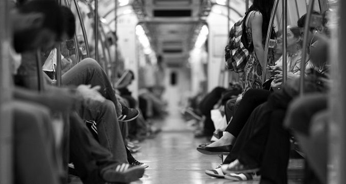 train_full_of_people crowded train